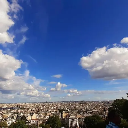 Charming In The Heart Of Montmartre! *